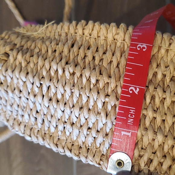 NWT Round Circle Straw Purse with Shoulder Strap - Picture 6 of 8